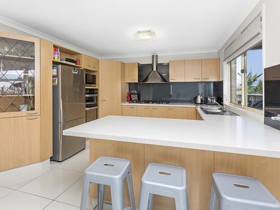 32 Jindabyne Road, Flinders