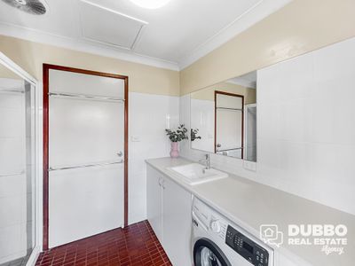 2 / 10 Goode Street, Dubbo