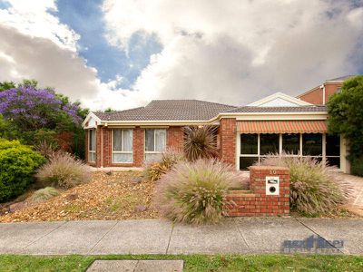 10 Hickory Drive, Narre Warren South