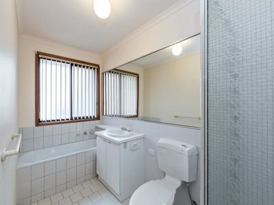 1 / 15 Sittella Court, Werribee