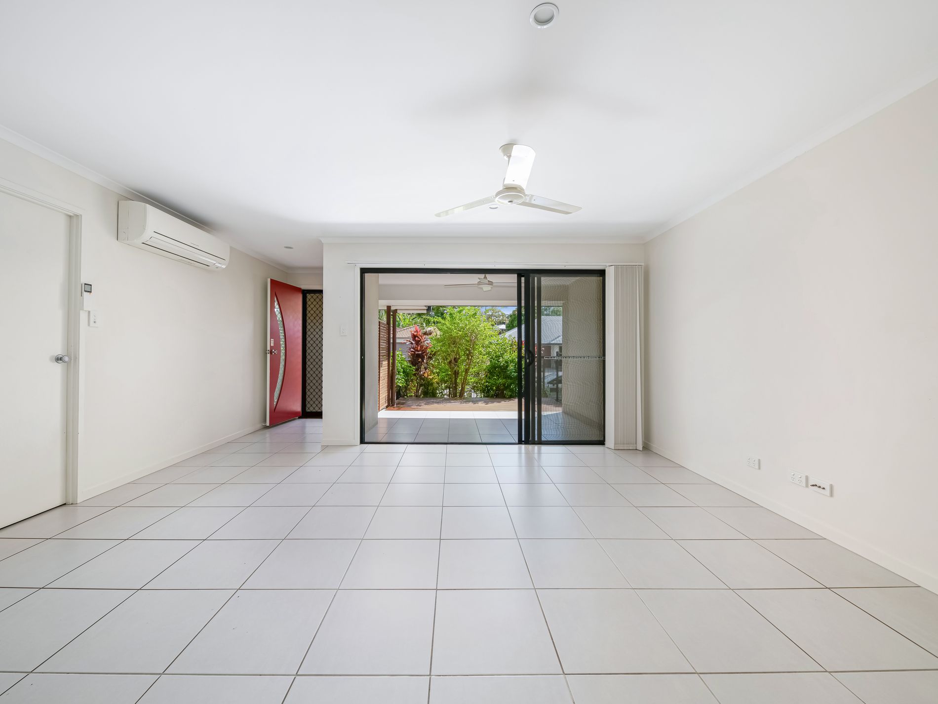 1 / 1 Crows Ash Place, Kuluin