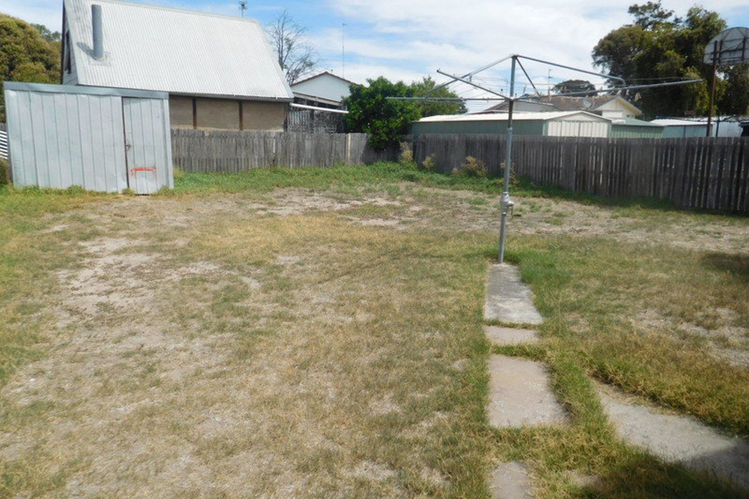 18 Jones Street, Horsham