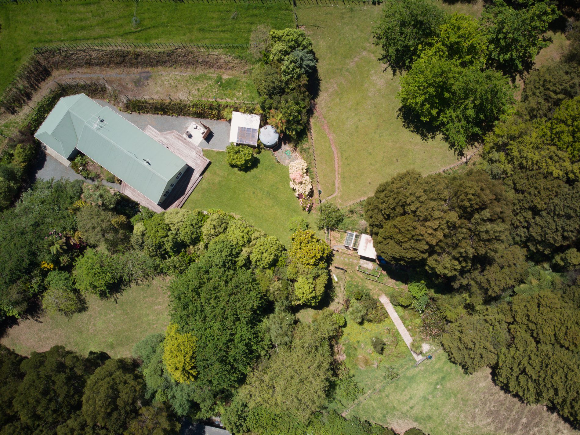 5C Janet Frame Way, Whitemans Valley