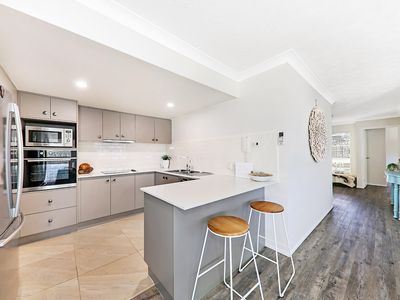 13 / 66 Queen St, Southport