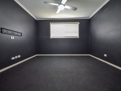 4 Meander Grove, Cameron Park