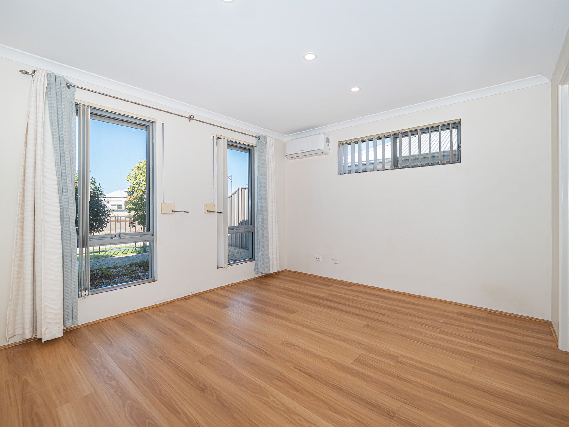 24 Figbird Way, Southern River