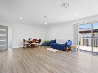 3 / 256 Peel Street West, Summerhill