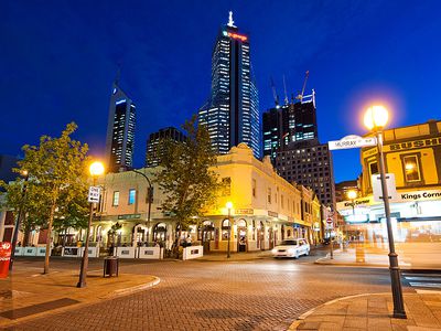 2A / 811 HAY STREET, Perth
