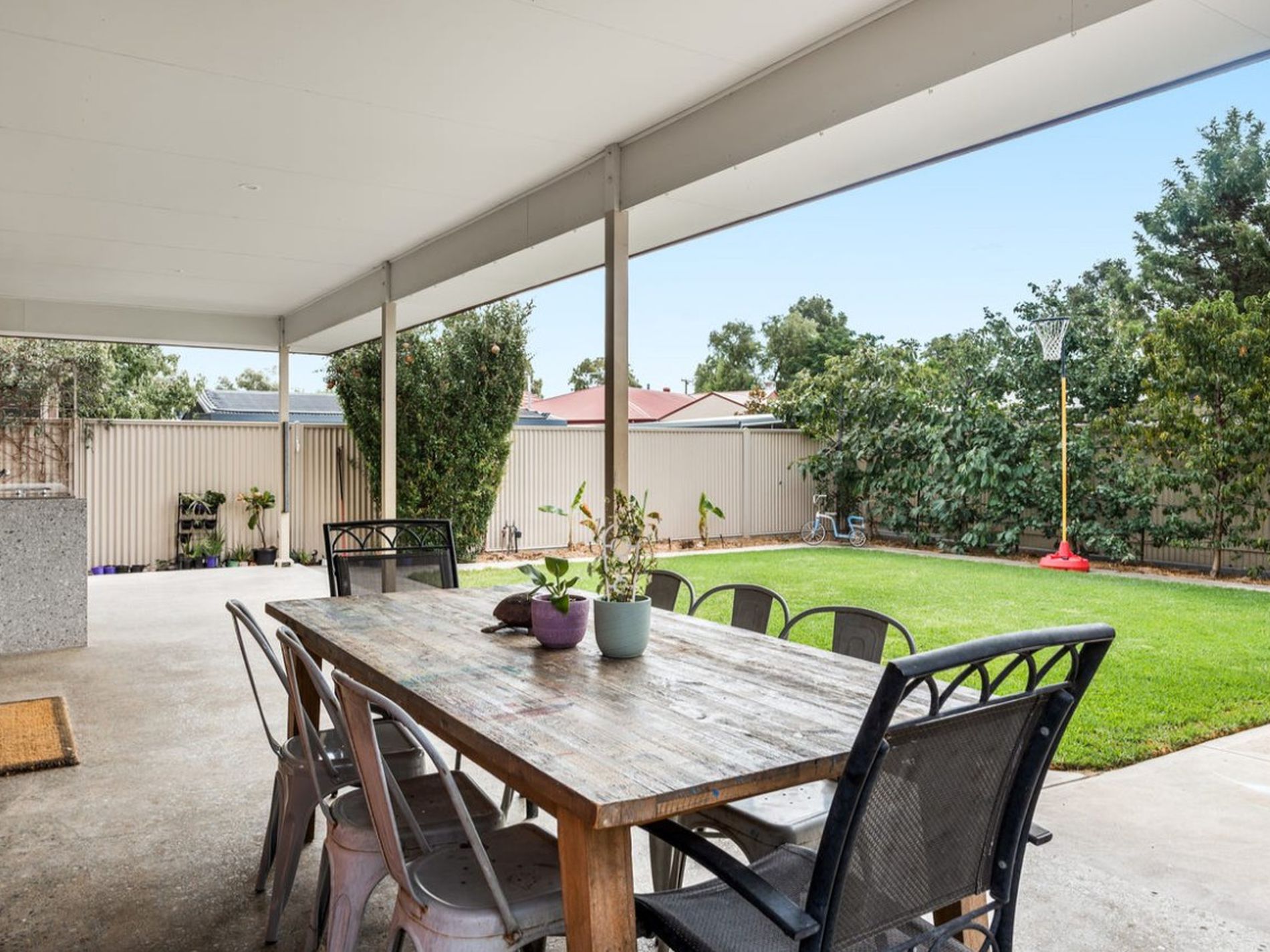 17 Maude Street, Glandore