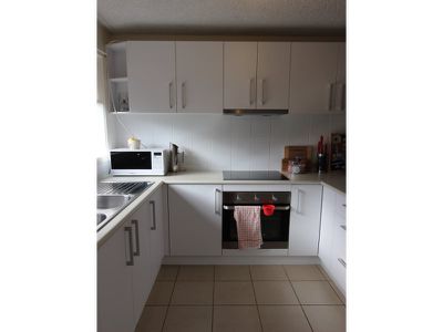 4 / 57 Shannon Avenue, Manifold Heights