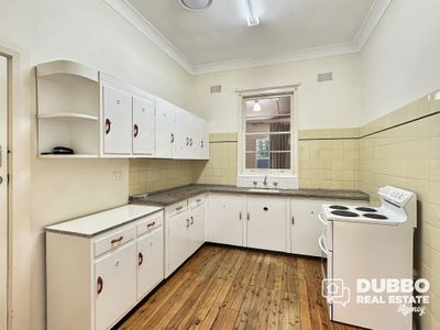 54 Sterling Street, Dubbo