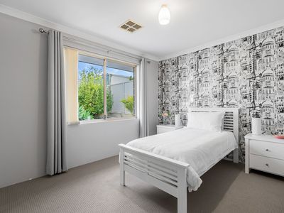 190 CLYDE AVENUE, Baldivis