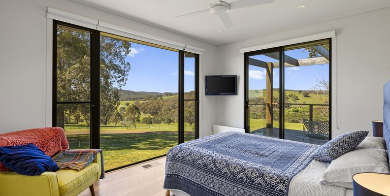 665 Fernhills Road, Marraweeney