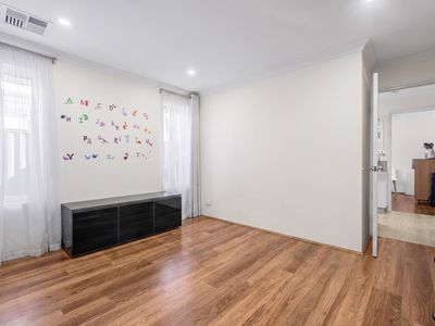 10 Betterton Road, Caversham