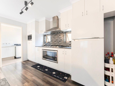 390 Warton Road, Southern River