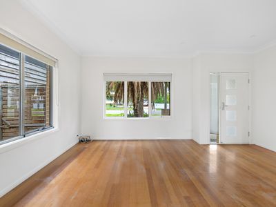 9 Hill Street, Sunshine