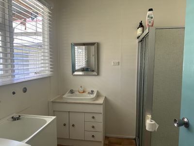 6 Lyons Road, Sussex Inlet