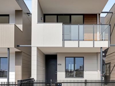 5 / 2A Gladman Road, Maddingley