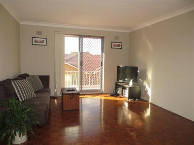 7 / 10 Montague Street, Fairy Meadow