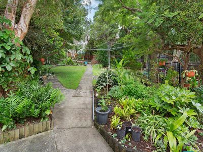 374 Northcliffe Drive, Lake Heights