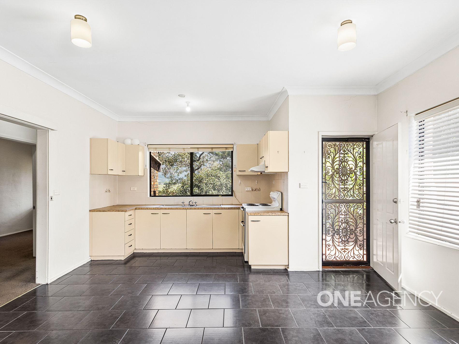 3 / 4 Avondale Road, Dapto