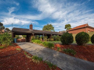 19 Salvador Street, Flagstaff Hill
