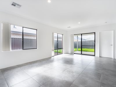16 Tablelands Dr, Baldivis
