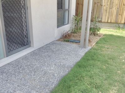 10 / 300 Redbank Plains Road, Bellbird Park