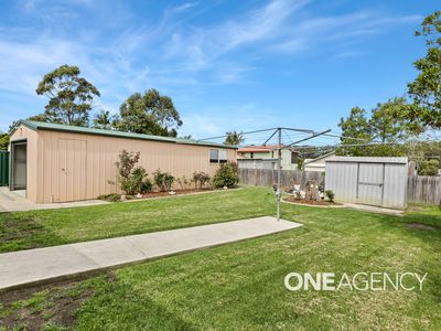 12 Dorothy Avenue, Basin View