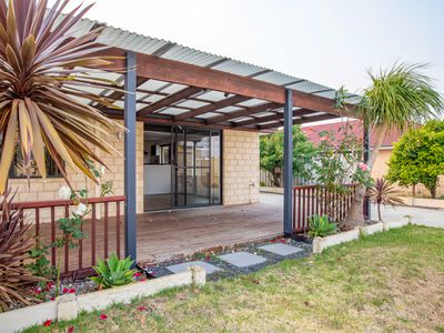47 Brand Avenue, Usher