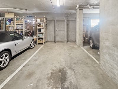 203 / 2A Montrose Place, Hawthorn East