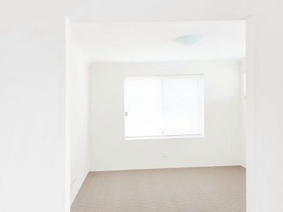 302 Peelwood Parade, Halls Head