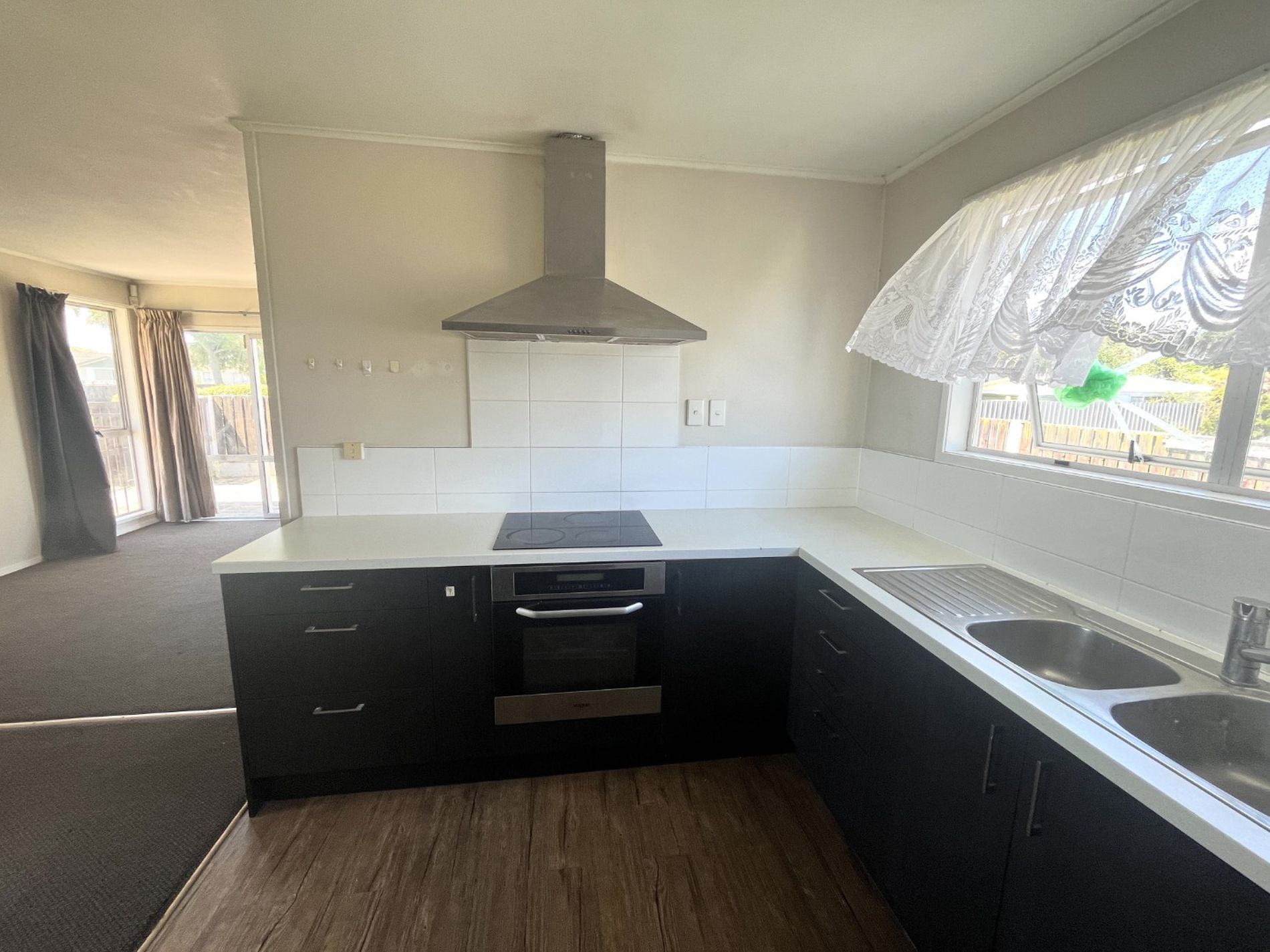3 Adel Place, Weymouth
