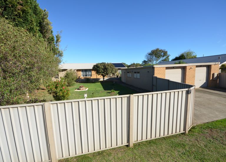 5 Parkers Road, Portland