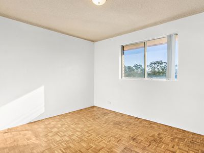 12 / 6 Eyre Street, Warrawong