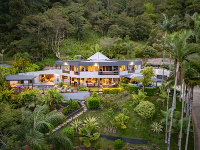 114A Hillview Crescent, Whitfield