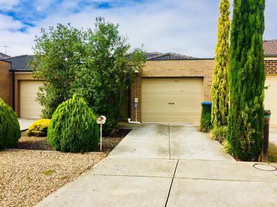 Unit 2 / 12 Montana Drive, Werribee