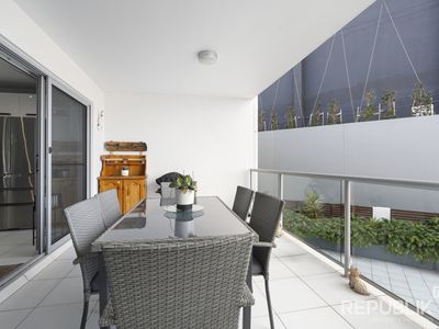 9 / 161 Marine Parade, Southport