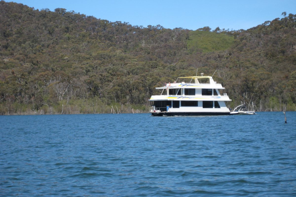 250 Ford Drive, Mansfield