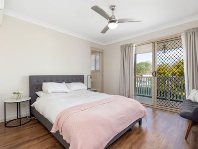 1 / 11 White Street, Everton Park