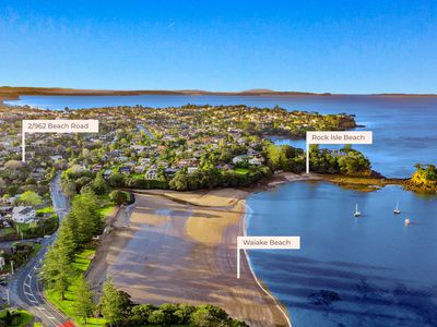 2/962 Beach Road, Torbay