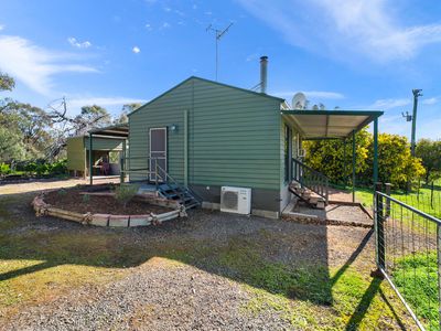 17 Grays Lane, Wedderburn