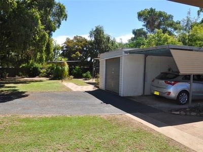 67 Church St, Forbes