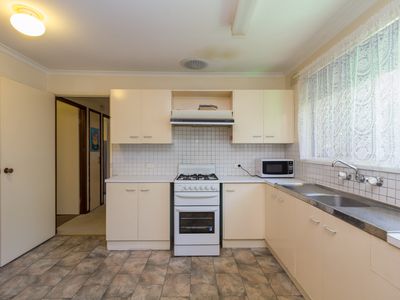 9 / 190 Karingal Drive, Frankston
