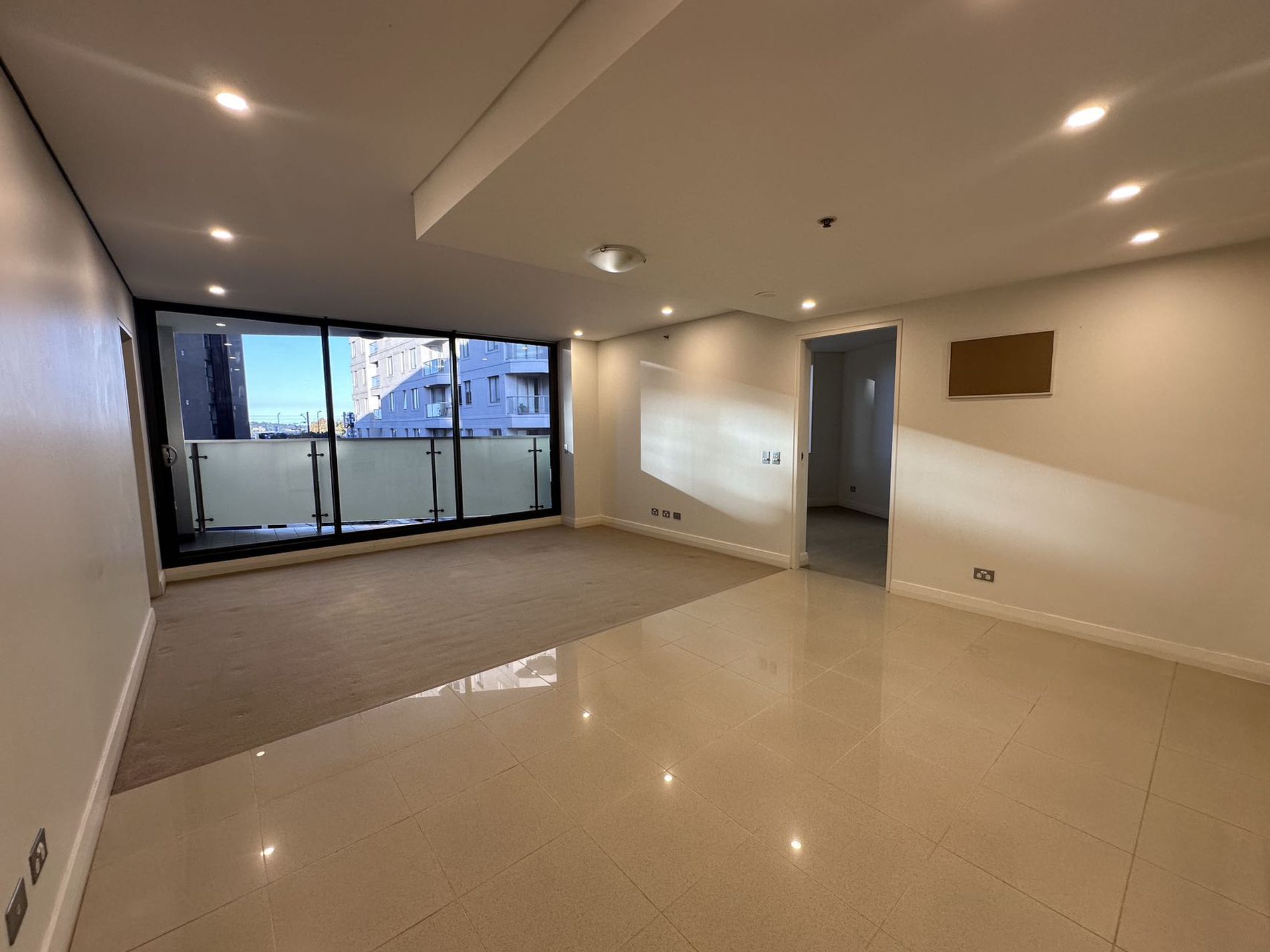 1009 / 8 Glen Street, Milsons Point