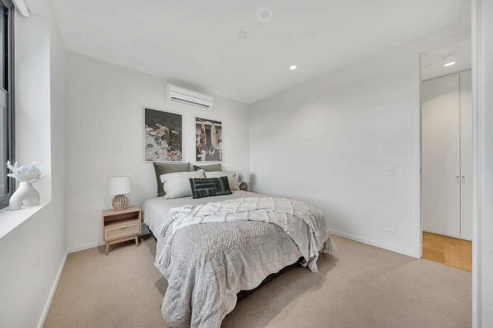 704 / 8C Evergreen Mews, Armadale