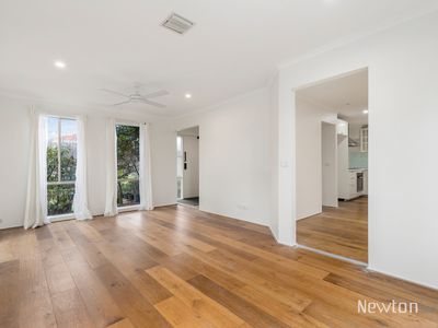 8 Jising Court, Doncaster East