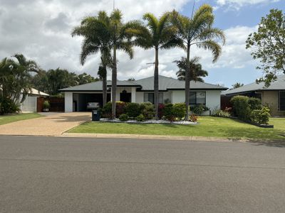 20 Bisdee St, Coral Cove