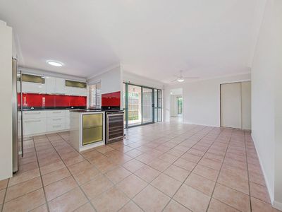 6/12 Angel Street, Eight Mile Plains