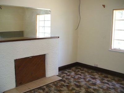 00 Smith Road, Yahl
